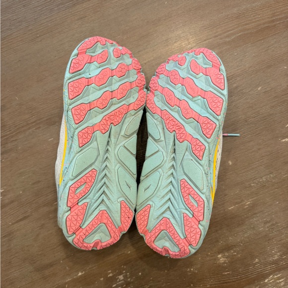 Hoka x FP Movement sneakers - Picture 5 of 5